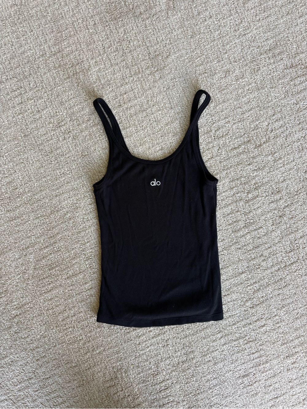 Alo Ribbed Prosper Tank - Picture 2 of 6